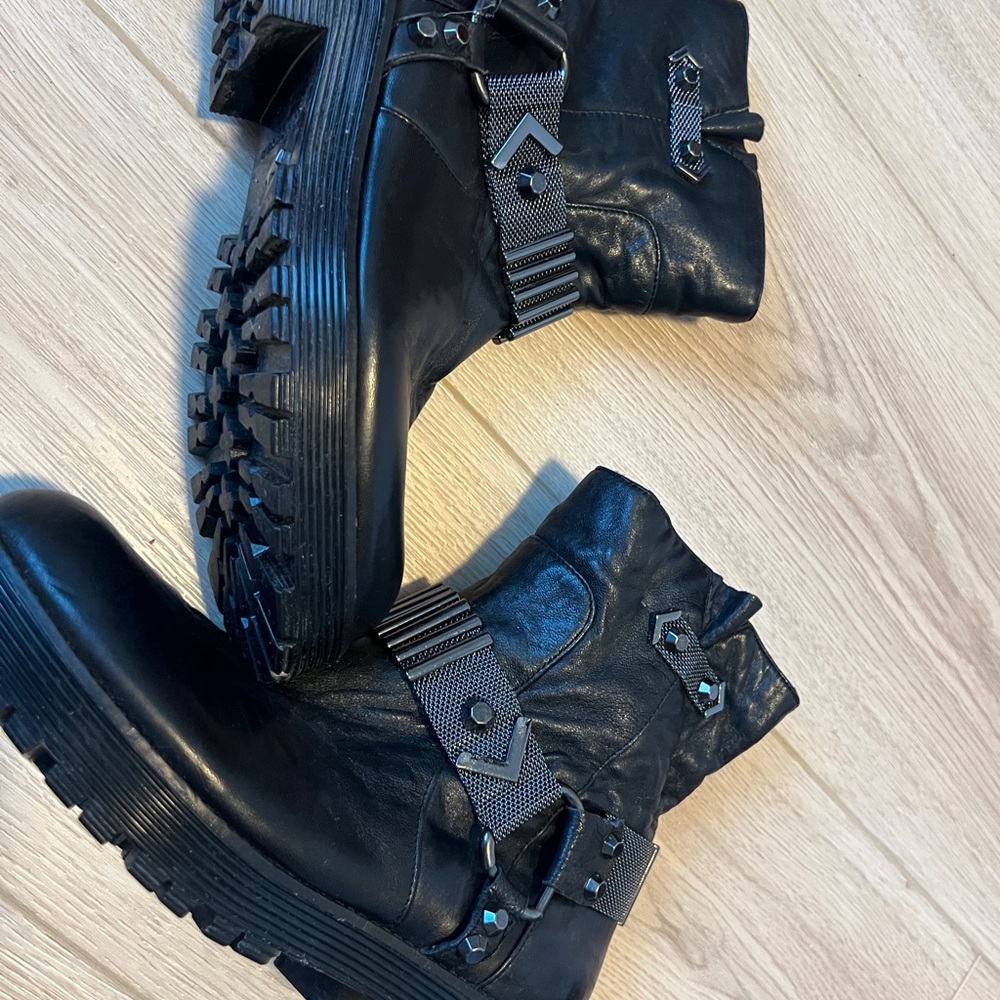 Kurt Geiger NEVER WORN Black Leather Moto boots - Picture 7 of 10